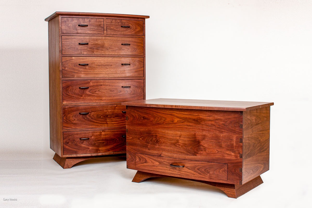 bow front chest and chest of drawers